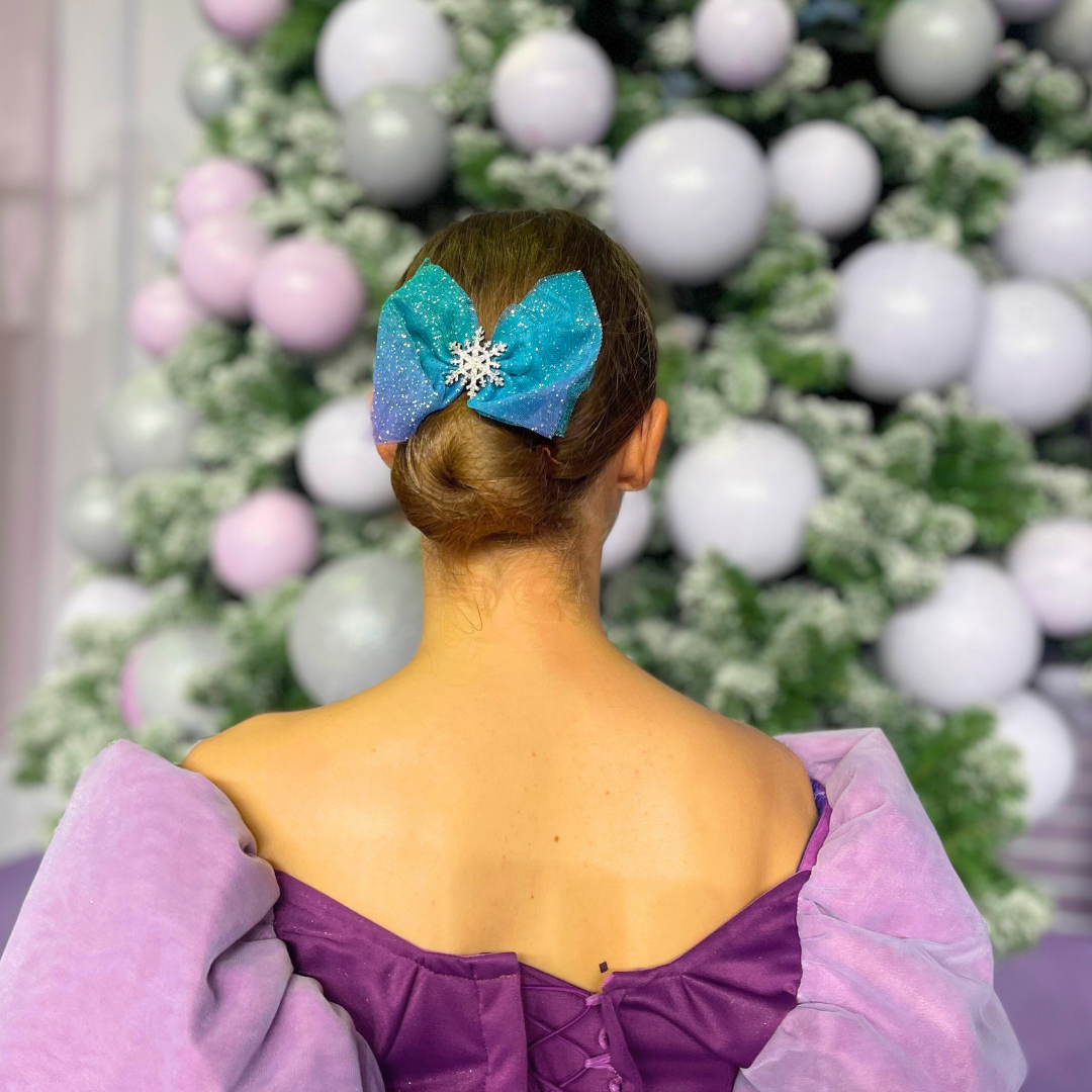 SHIMMERY BOWTIE
