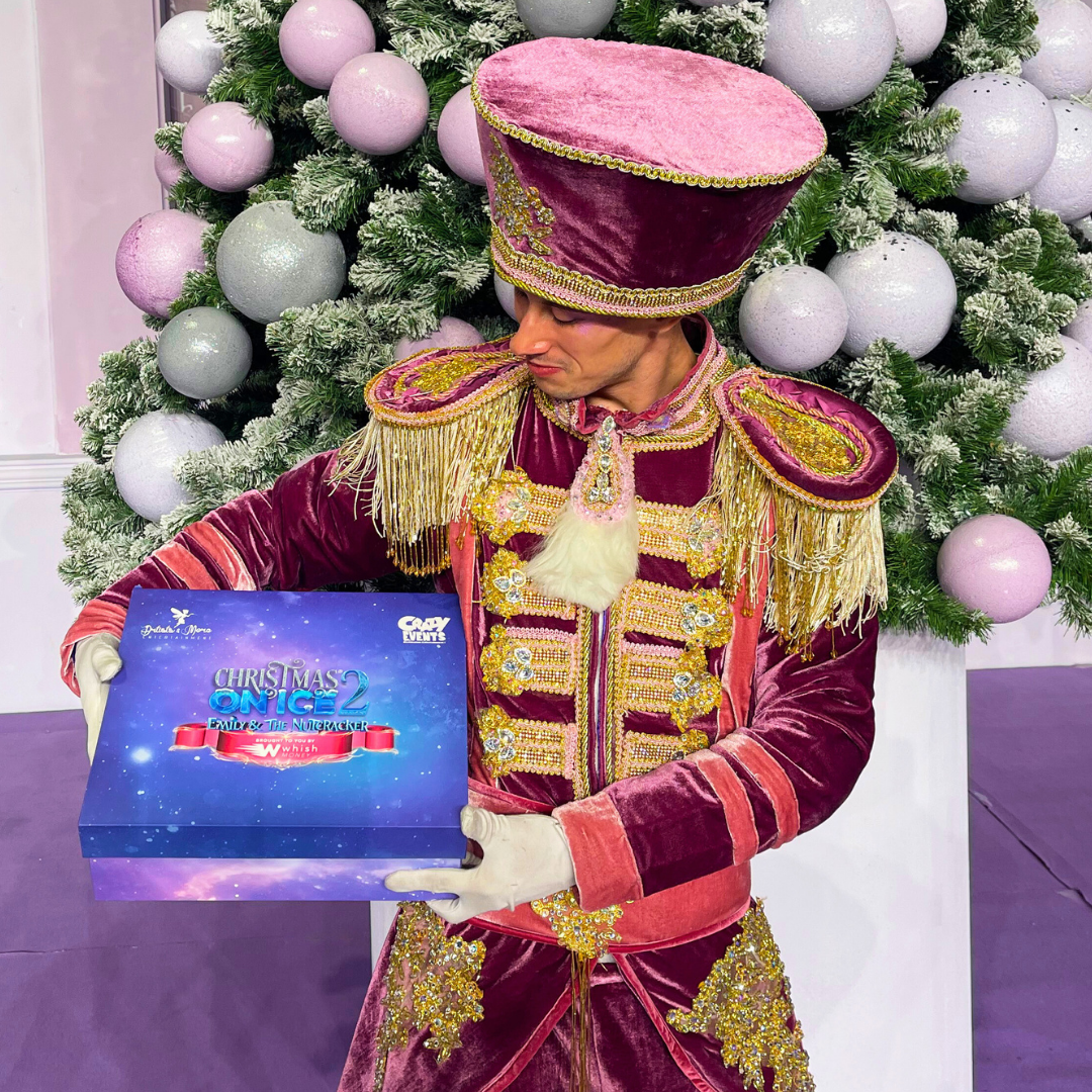 CHRISTMAS ON ICE BOX