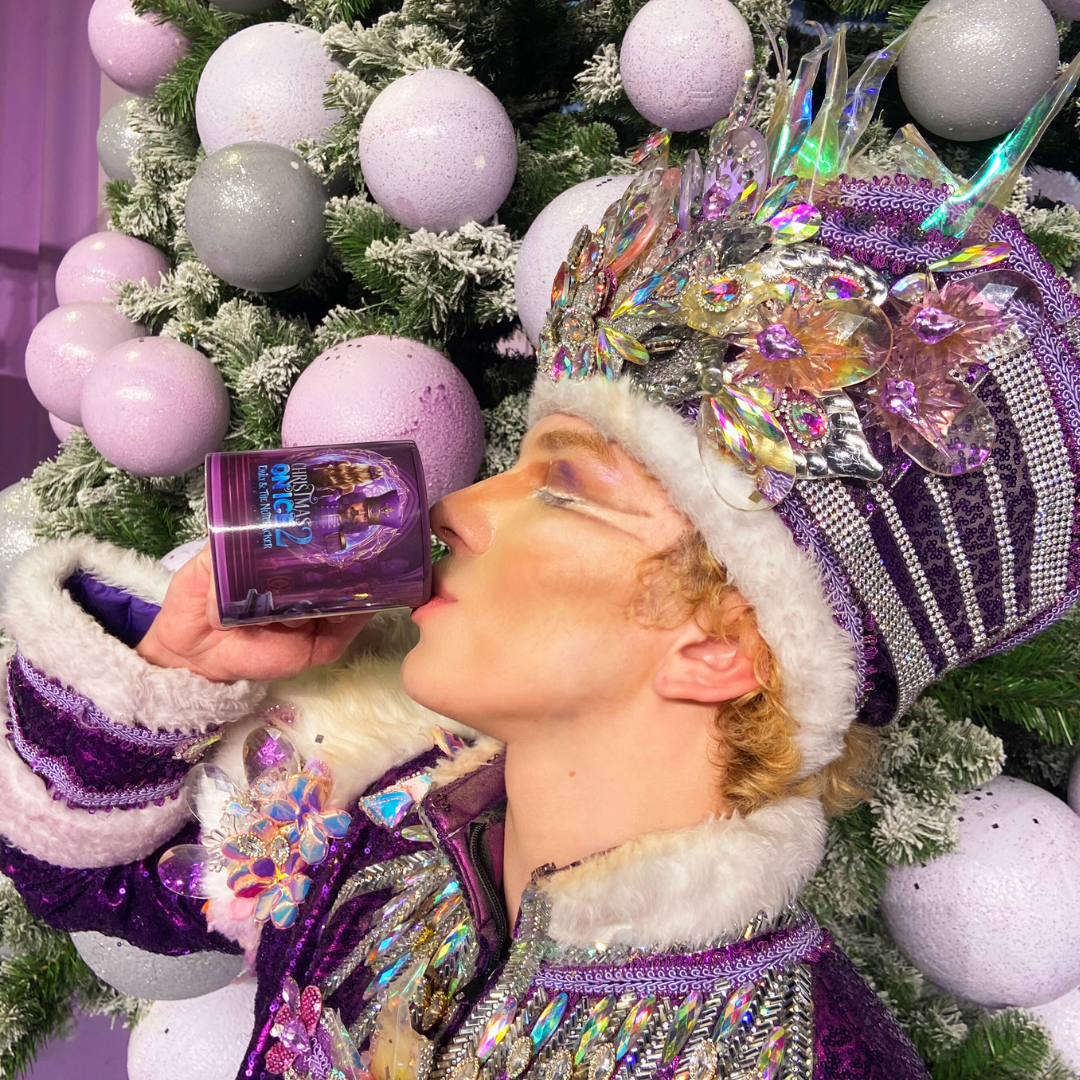CHRISTMAS ON ICE 2 MUG